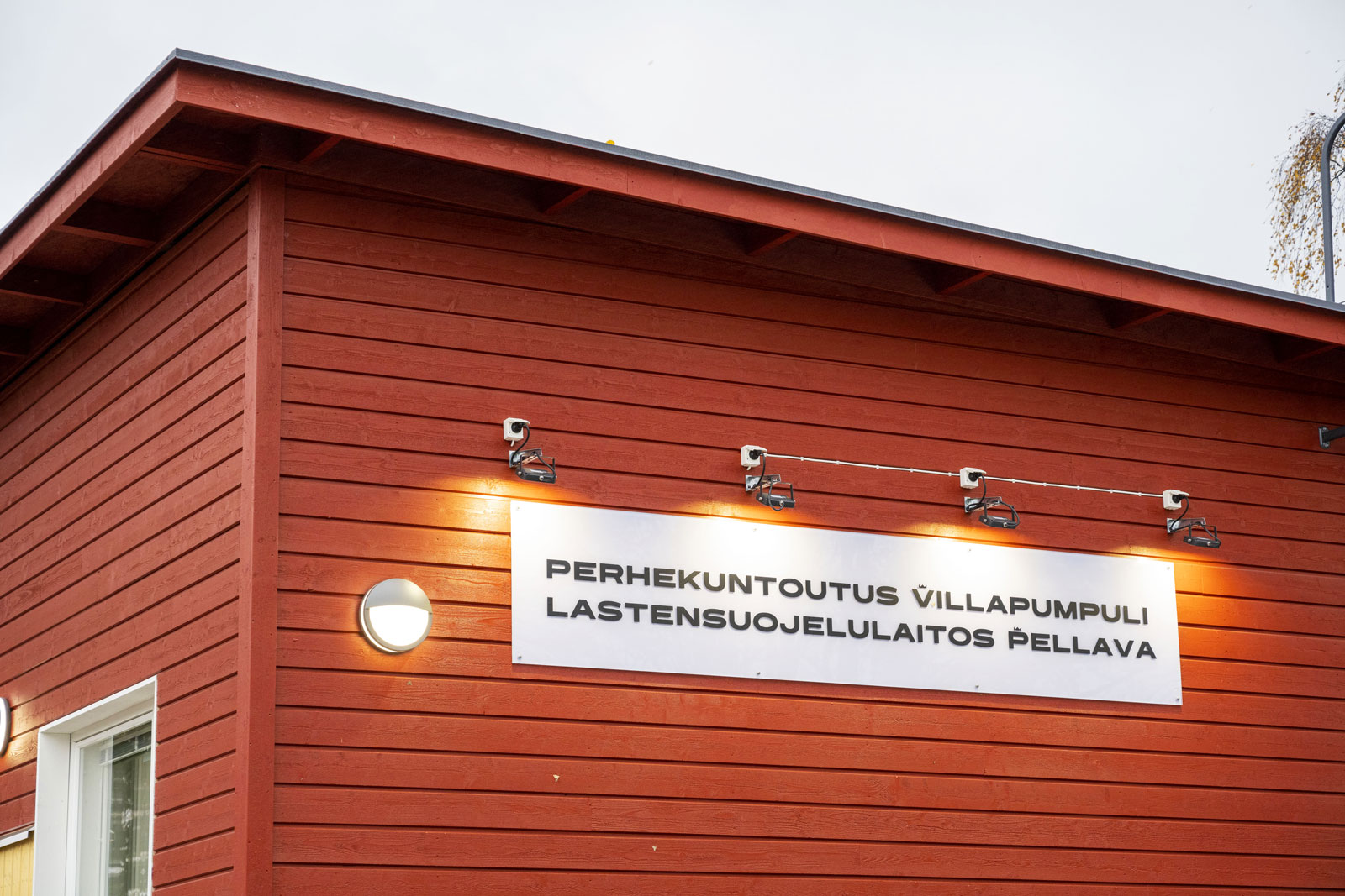 Porin Isosannan uudisrakennus. Perhekuntoutus Villapumpuli ja Lastensuojelulaitos Pellava.